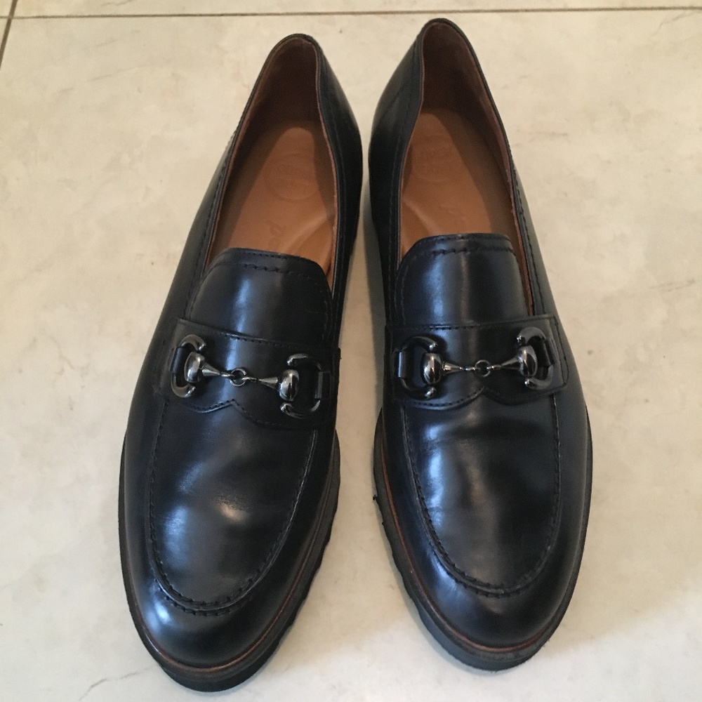 NWOT Paul Green Women's Black Leather Lug Sole Loafer